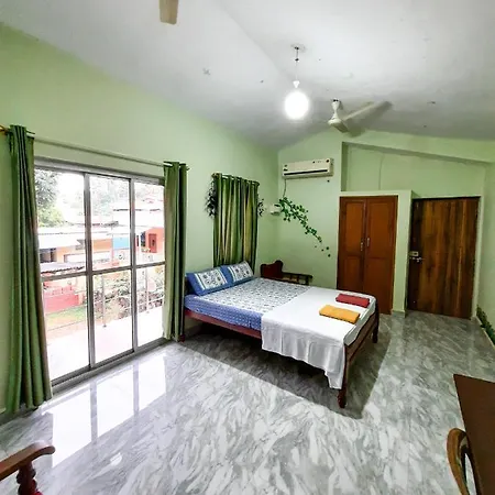 Auslyn Guest House Bogmalo Exterior photo