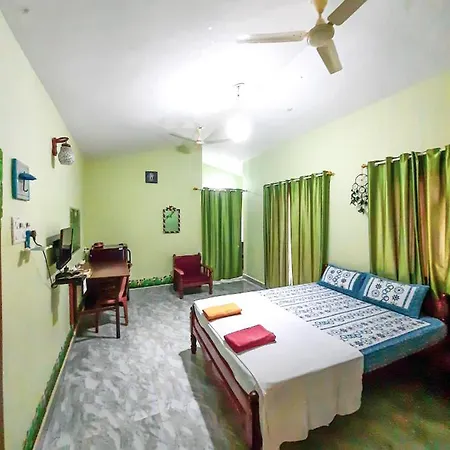 Auslyn Guest House Bogmalo Exterior photo